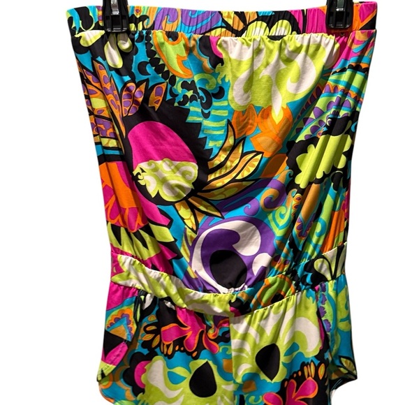 NWOT Trina Turk Multicolor Strapless Coverup/Romper Size Small MSRP $198 - Picture 9 of 10